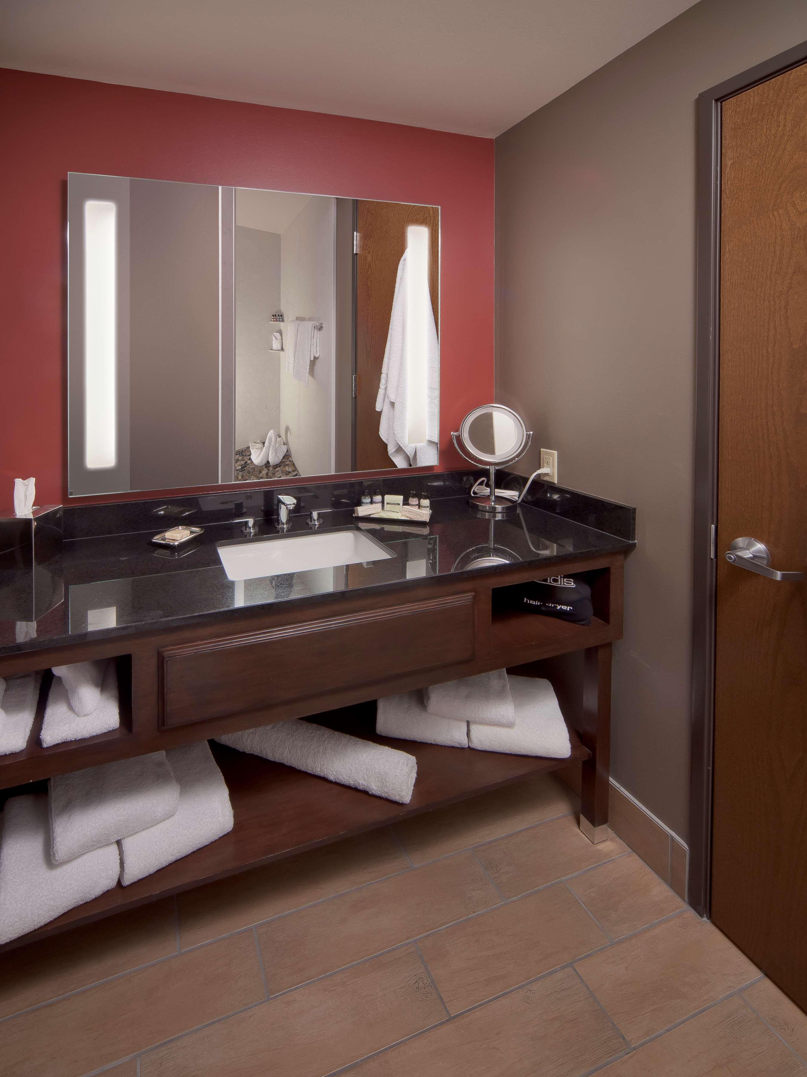 Best Western Premier Ivy Inn & Suites Cody Rum bild